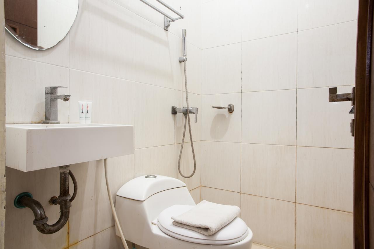 Reddoorz Near Marvel City Mall Wonotjolo Zewnętrze zdjęcie